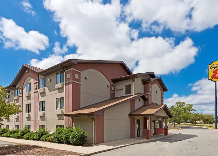 Super 8 By Wyndham Lexington Park/California Area